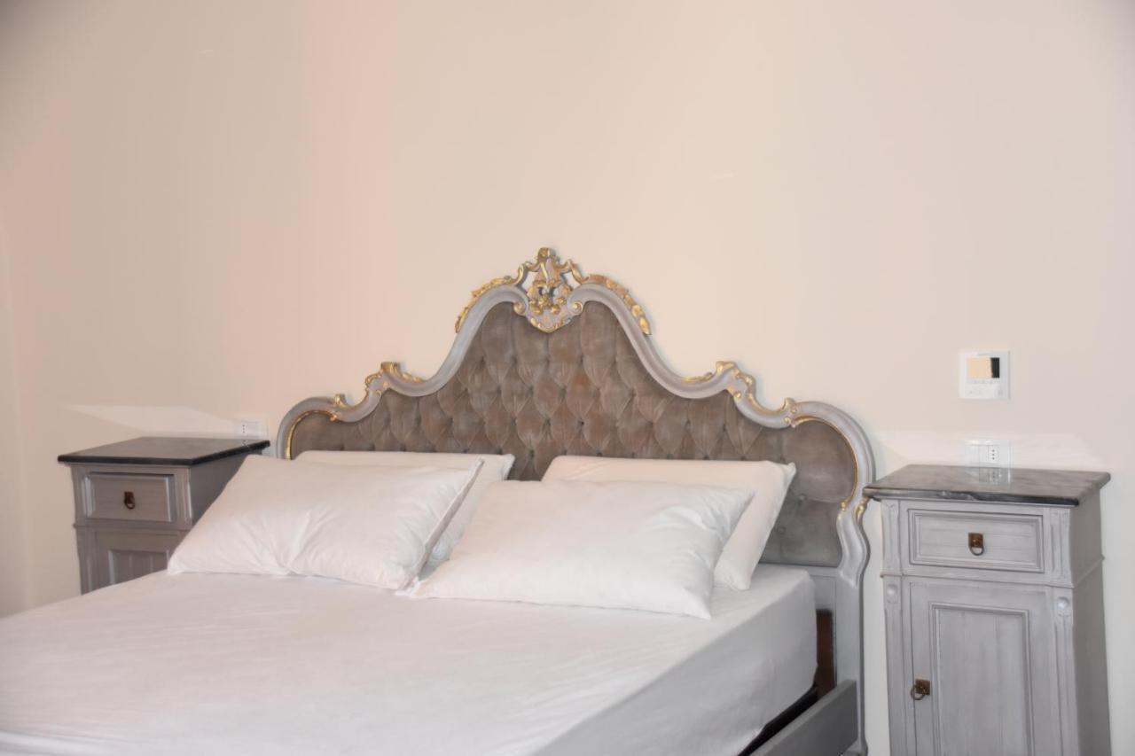 Le Dame Manfrede Hotel Faenza Exterior photo